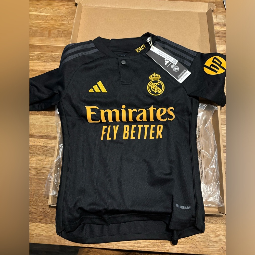 Real Madrid 23/24 YOUTH Toni Kroos Jersey